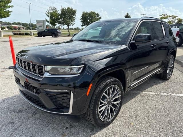 2027 Jeep Grand Cherokee Summit