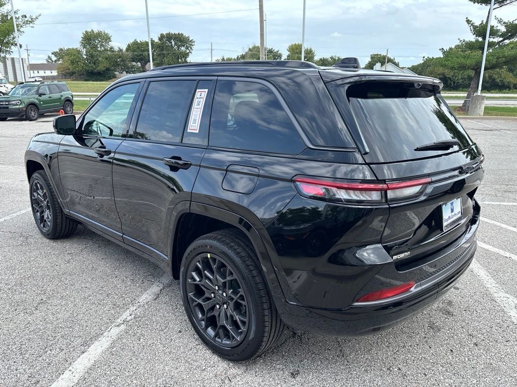 2027 Jeep Grand Cherokee Summit