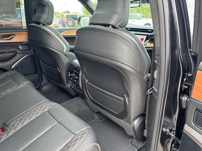 2027 Jeep Grand Cherokee Summit