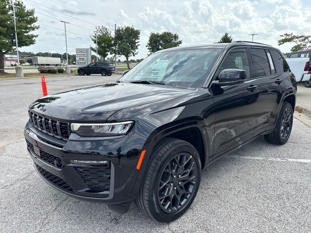 2027 Jeep Grand Cherokee Summit