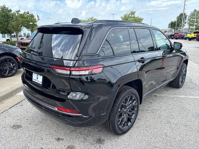 2027 Jeep Grand Cherokee Summit