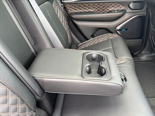 2027 Jeep Grand Cherokee Summit