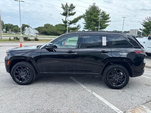 2027 Jeep Grand Cherokee Summit