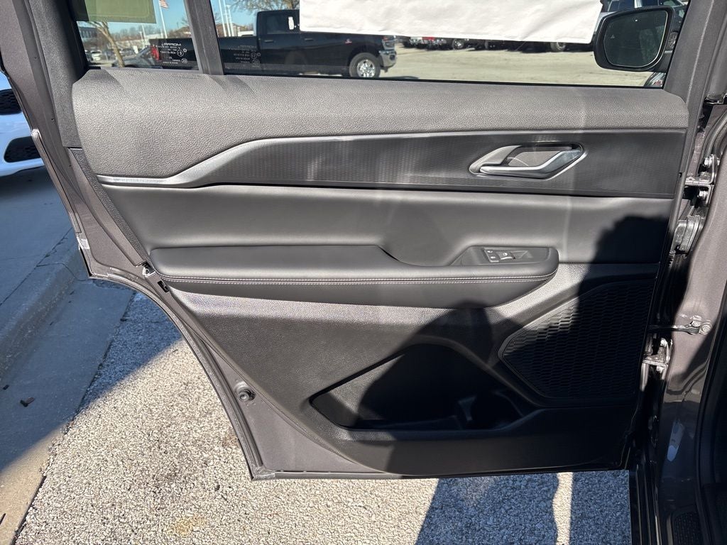 2026 Jeep Grand Cherokee L Laredo