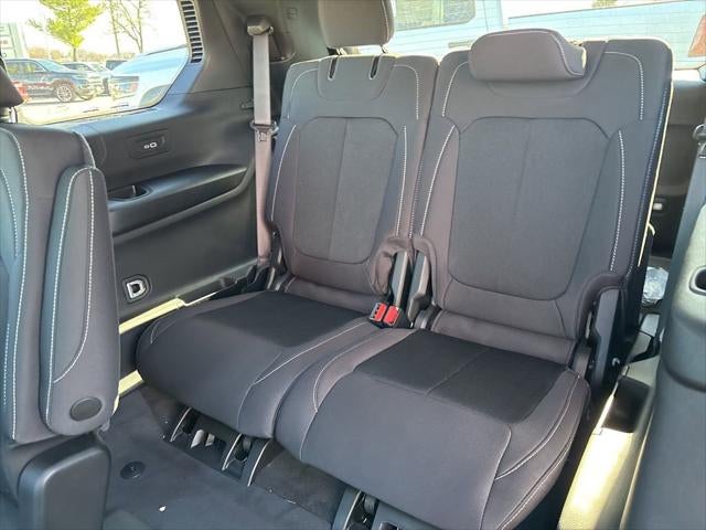 2026 Jeep Grand Cherokee GRAND CHEROKEE L LAREDO X 4X4