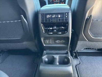 2026 Jeep Grand Cherokee GRAND CHEROKEE L LAREDO X 4X4