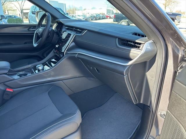 2026 Jeep Grand Cherokee GRAND CHEROKEE L LAREDO X 4X4