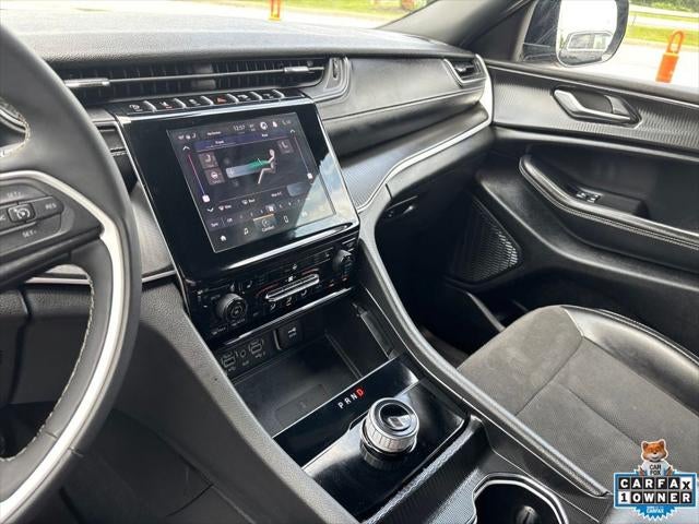 2024 Jeep Grand Cherokee L Altitude X 4x4