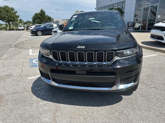 2025 Jeep Grand Cherokee GRAND CHEROKEE L LAREDO X 4X4