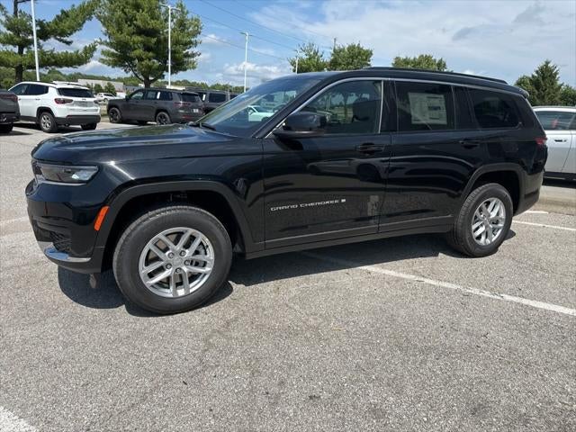 2025 Jeep Grand Cherokee GRAND CHEROKEE L LAREDO X 4X4