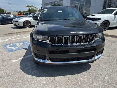 2025 Jeep Grand Cherokee GRAND CHEROKEE L LAREDO X 4X4