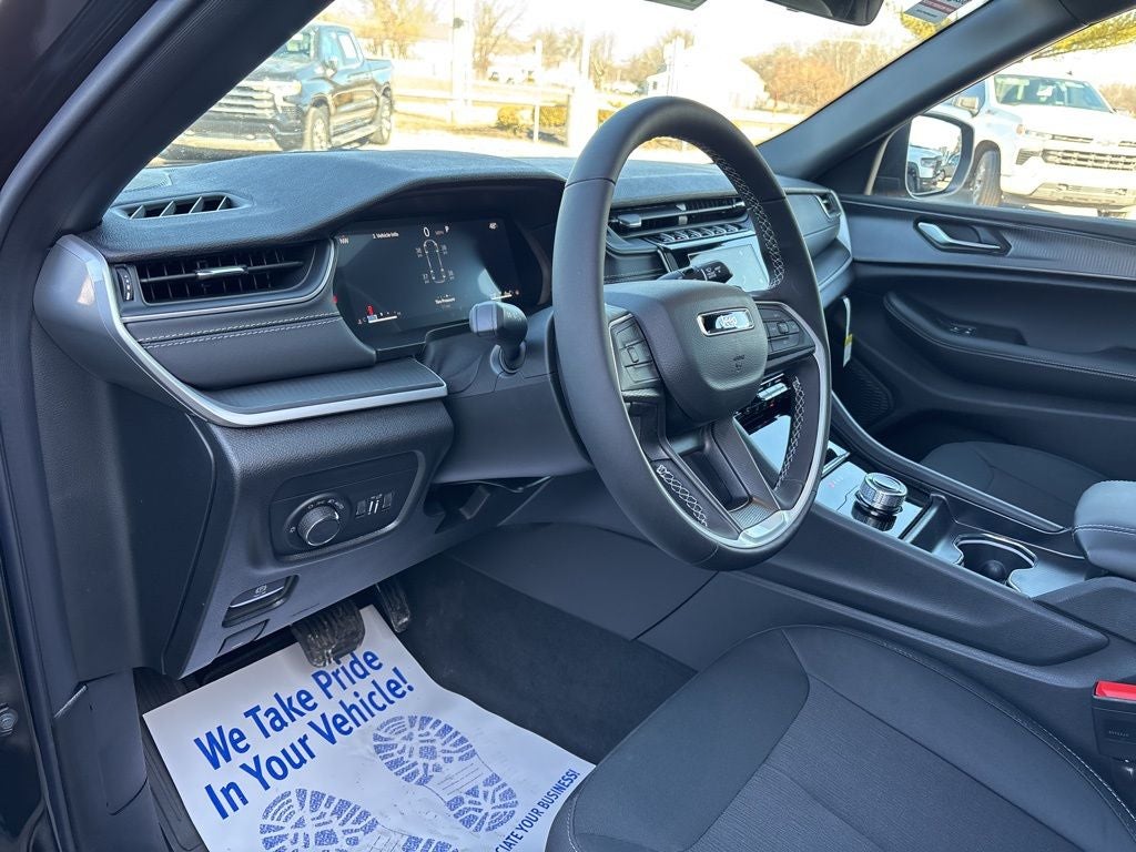 2026 Jeep Grand Cherokee L Laredo