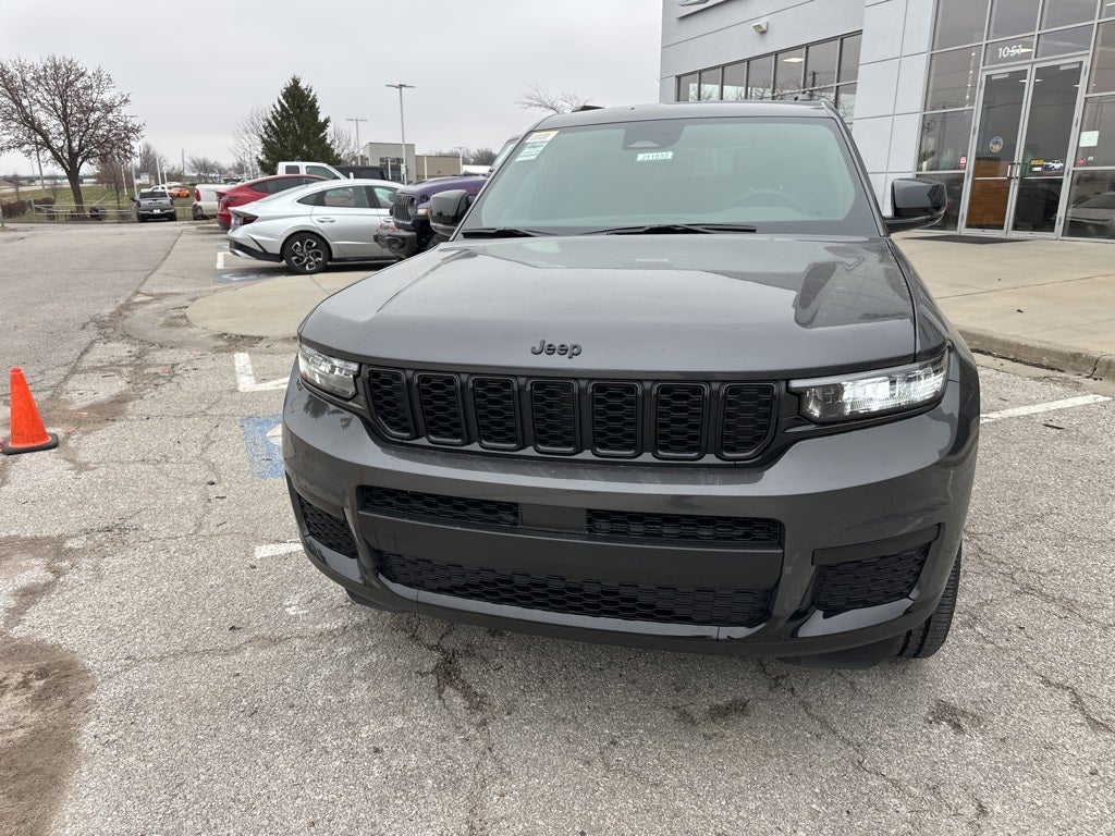2025 Jeep Grand Cherokee L Laredo