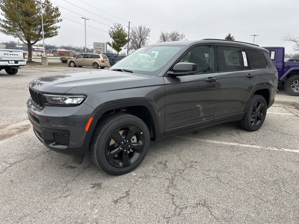 2025 Jeep Grand Cherokee L Laredo