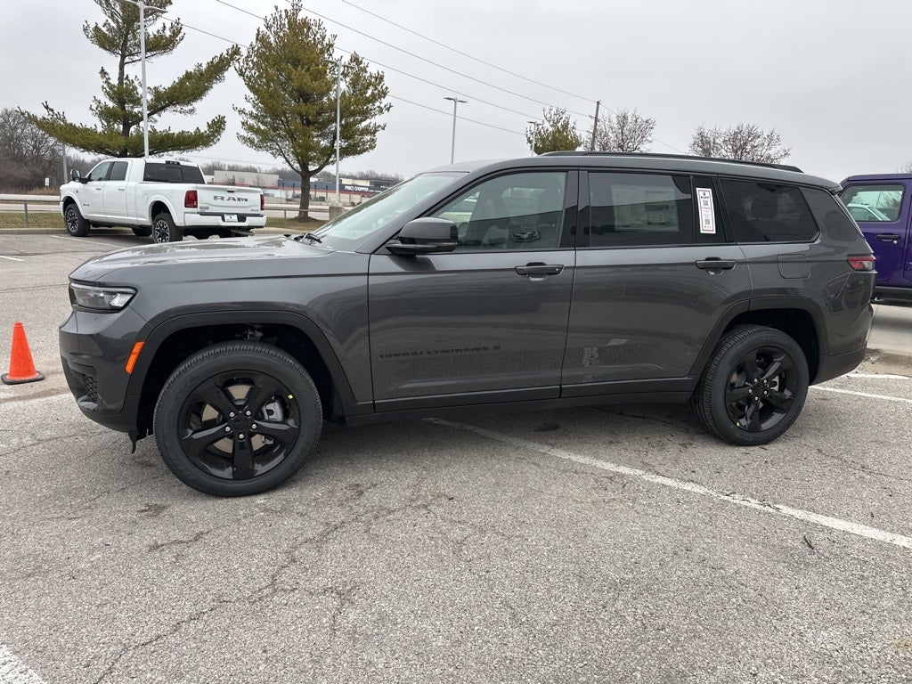 2025 Jeep Grand Cherokee L Laredo