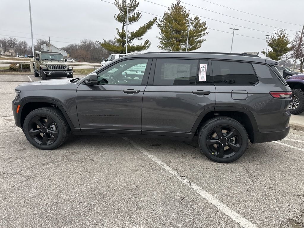 2025 Jeep Grand Cherokee L Laredo