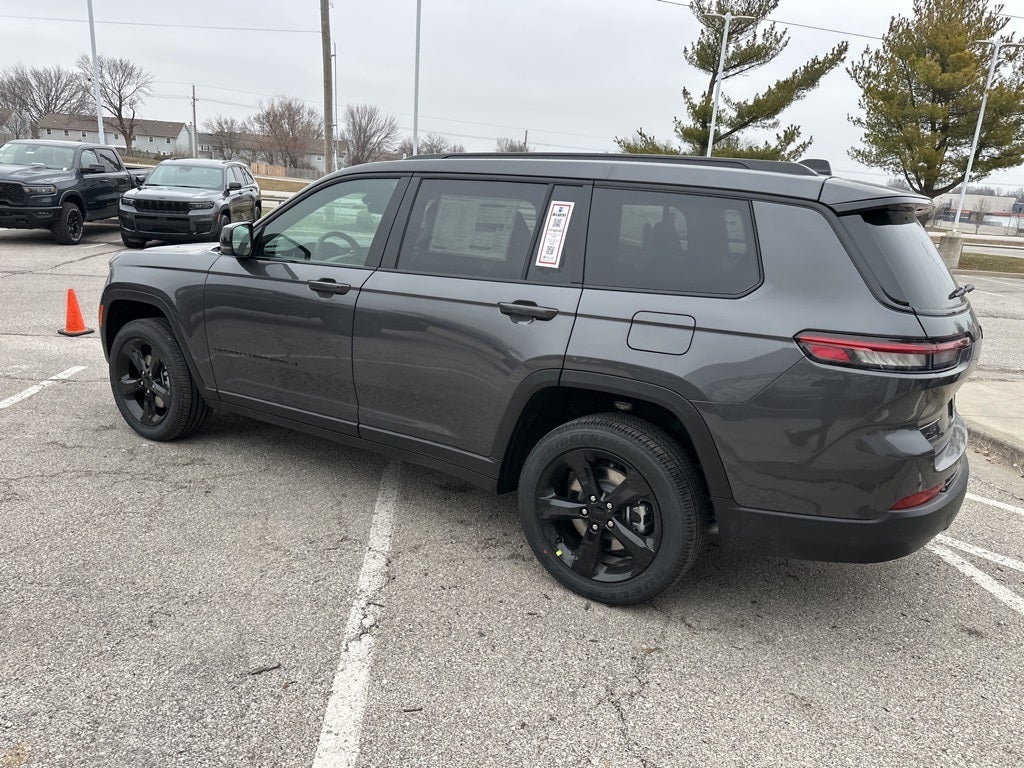 2025 Jeep Grand Cherokee L Laredo