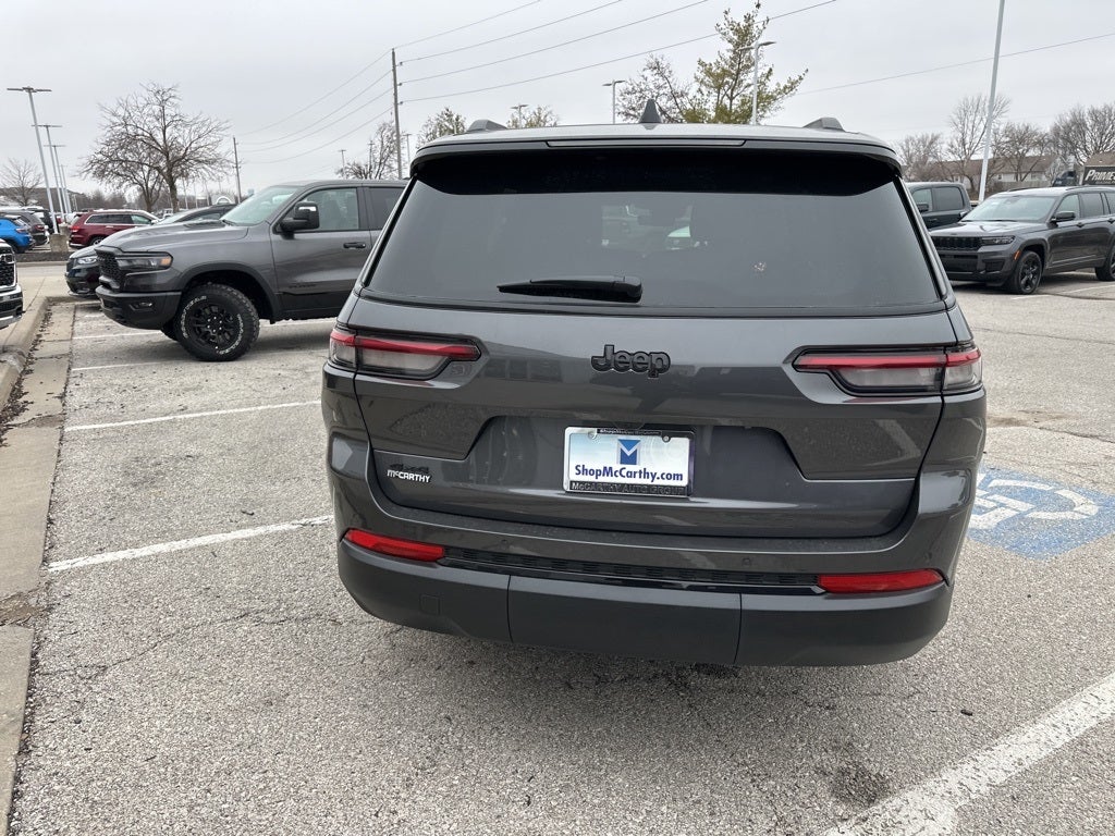 2025 Jeep Grand Cherokee L Laredo