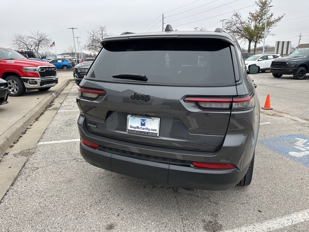 2025 Jeep Grand Cherokee L Laredo