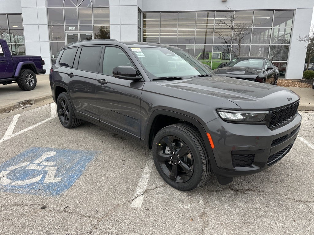 2025 Jeep Grand Cherokee L Laredo