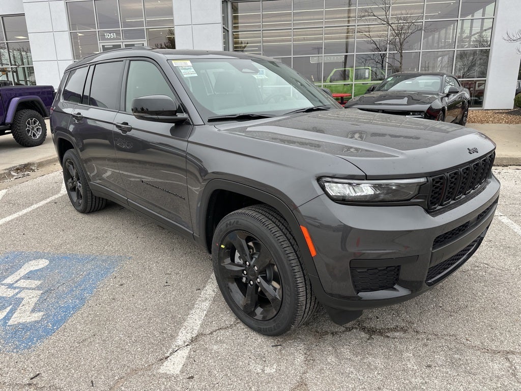 2025 Jeep Grand Cherokee L Laredo