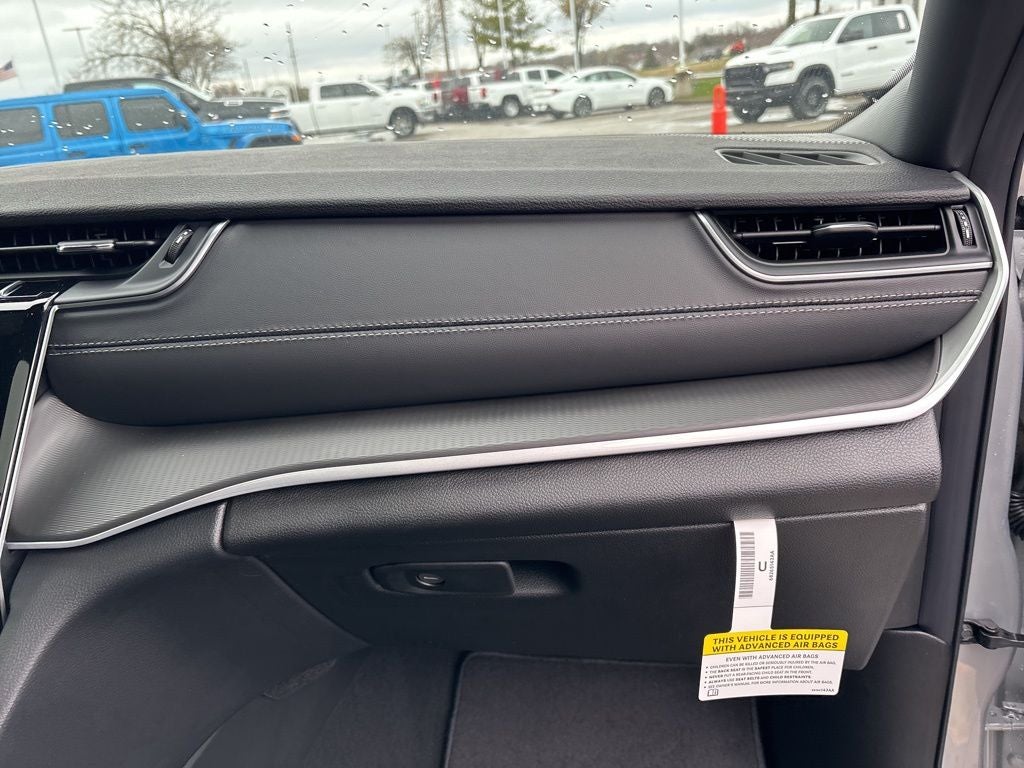 2026 Jeep Grand Cherokee L Laredo