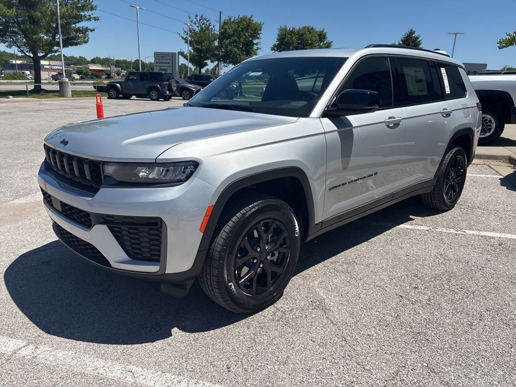 2026 Jeep Grand Cherokee L Laredo