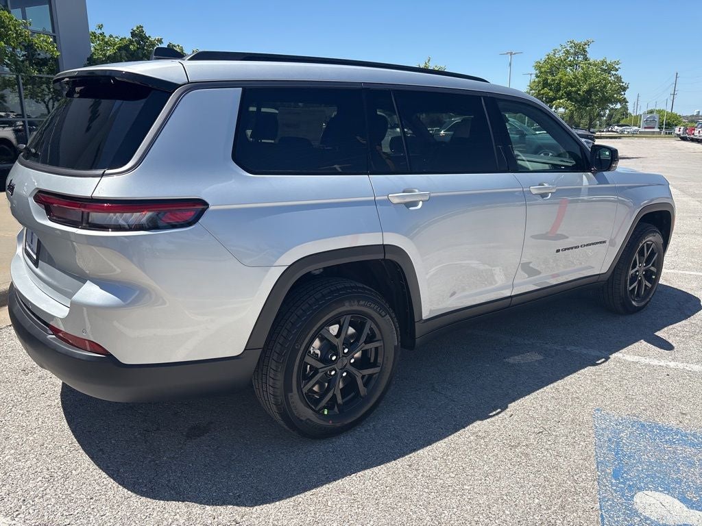 2026 Jeep Grand Cherokee L Laredo