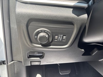 2027 Jeep Grand Cherokee Laredo Altitude