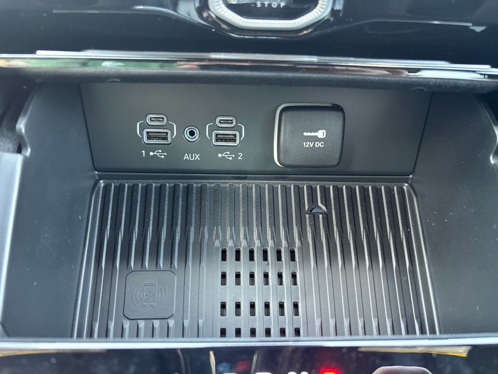 2027 Jeep Grand Cherokee Laredo Altitude