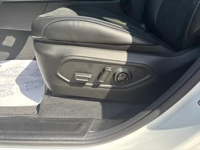 2027 Jeep Grand Cherokee Laredo Altitude