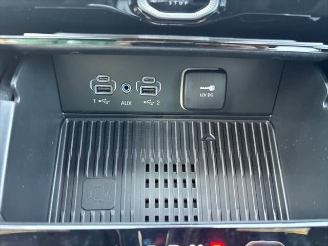 2027 Jeep Grand Cherokee Laredo Altitude