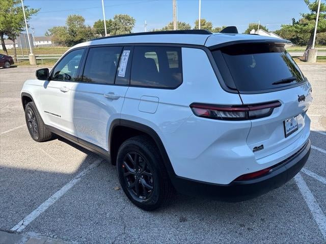2027 Jeep Grand Cherokee GRAND CHEROKEE L LAREDO ALTITUDE 4X4