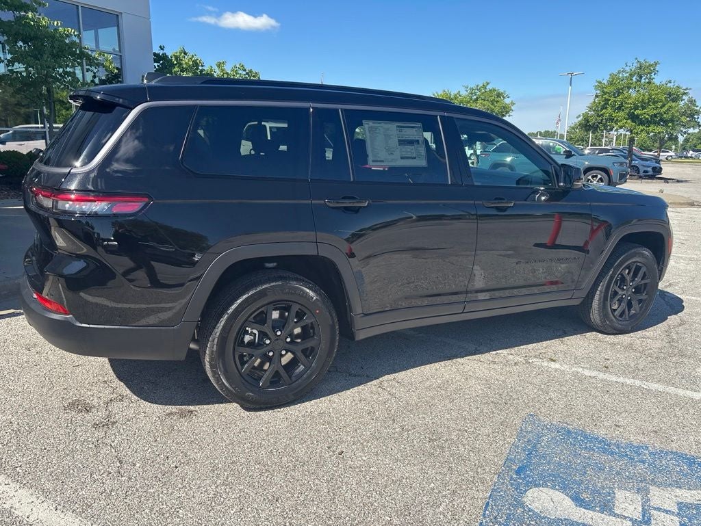 2026 Jeep Grand Cherokee L Laredo