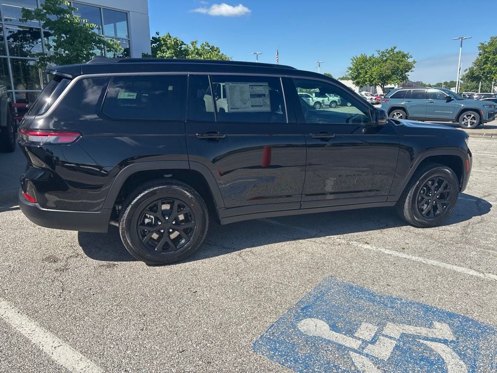 2026 Jeep Grand Cherokee L Laredo