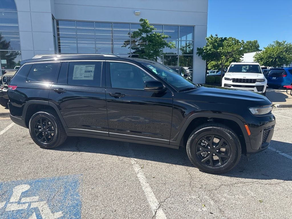 2026 Jeep Grand Cherokee L Laredo