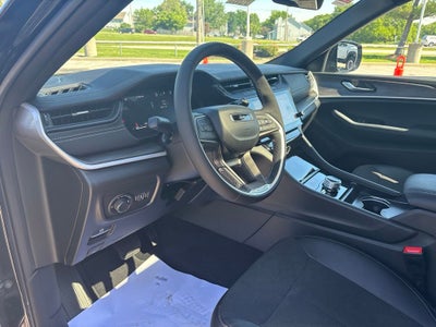 2026 Jeep Grand Cherokee L Laredo