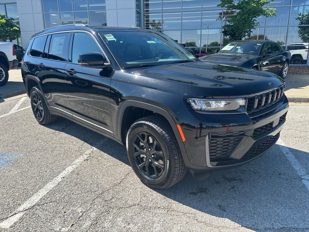 2026 Jeep Grand Cherokee L Laredo