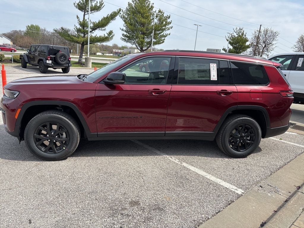 2026 Jeep Grand Cherokee L Laredo