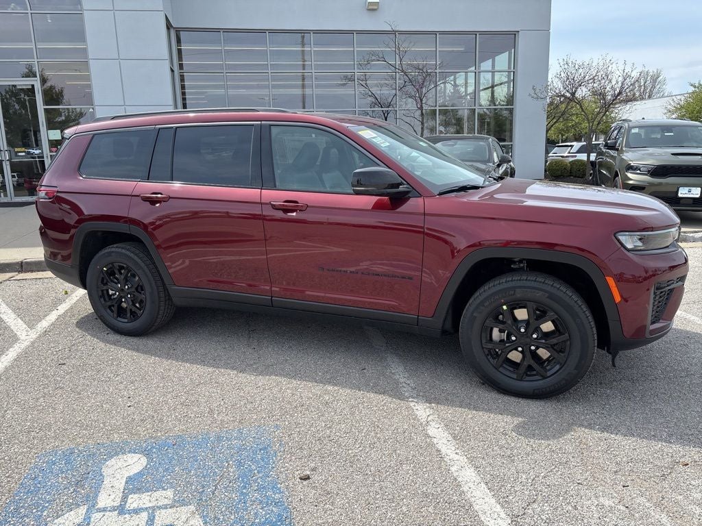 2026 Jeep Grand Cherokee L Laredo