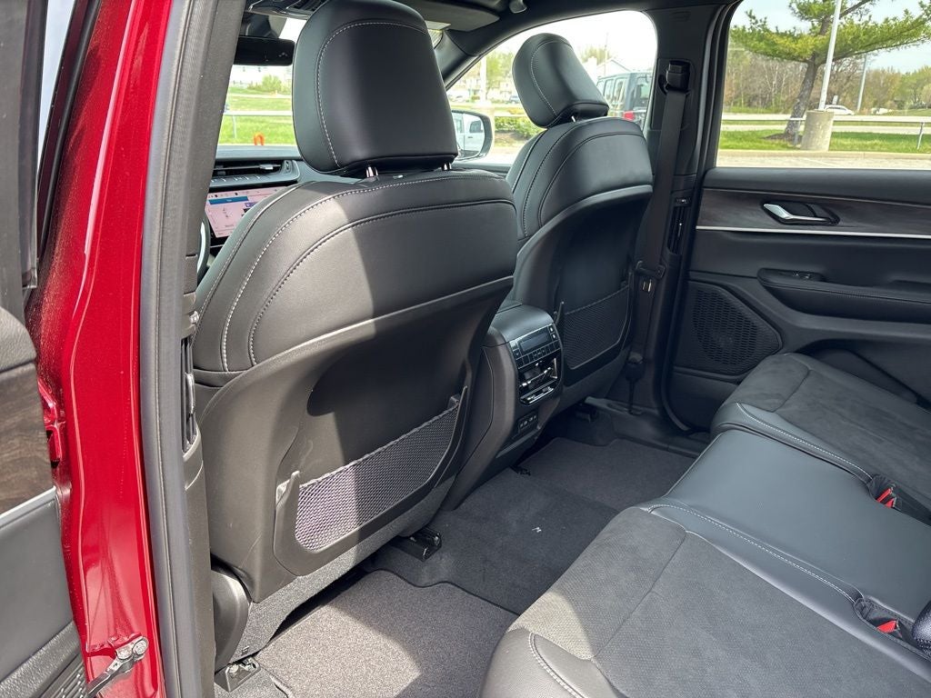 2026 Jeep Grand Cherokee L Laredo