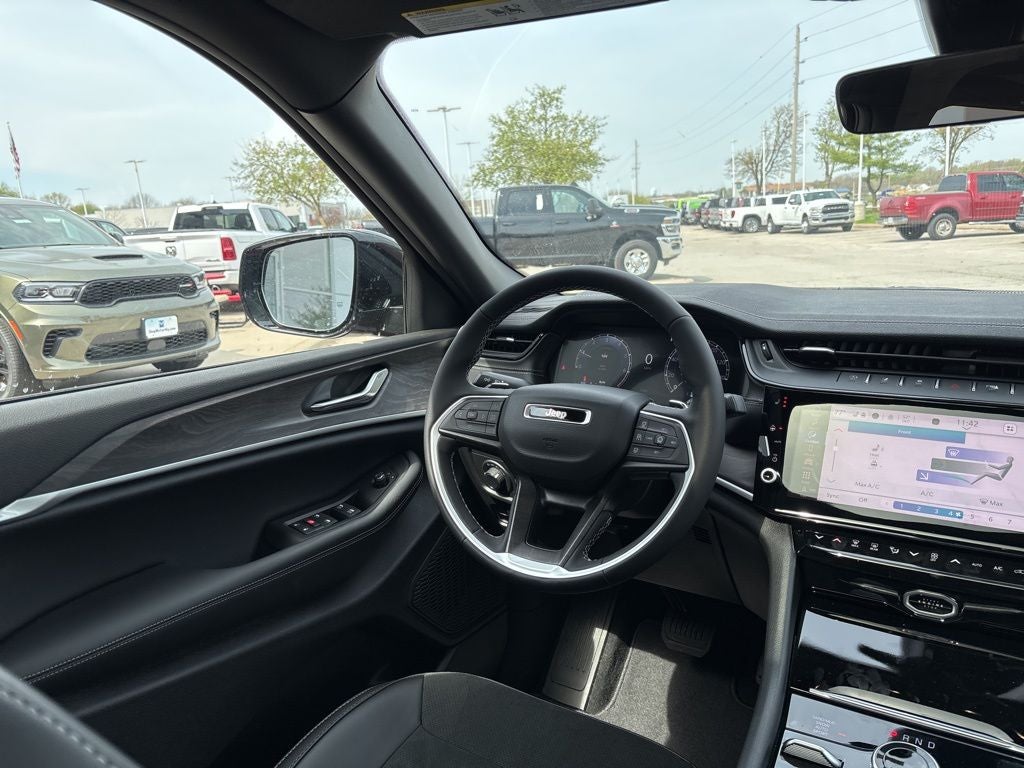 2026 Jeep Grand Cherokee L Laredo