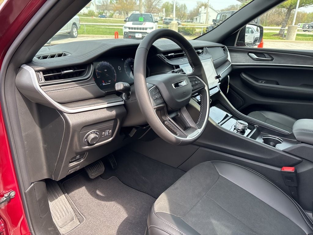 2026 Jeep Grand Cherokee L Laredo