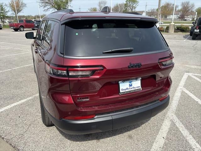 2026 Jeep Grand Cherokee GRAND CHEROKEE L LAREDO ALTITUDE 4X4