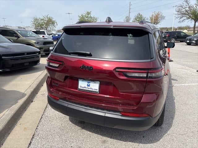 2026 Jeep Grand Cherokee GRAND CHEROKEE L LAREDO ALTITUDE 4X4