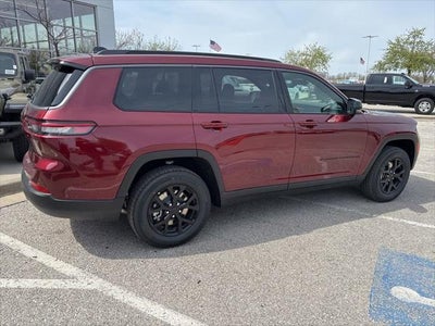 2026 Jeep Grand Cherokee GRAND CHEROKEE L LAREDO ALTITUDE 4X4