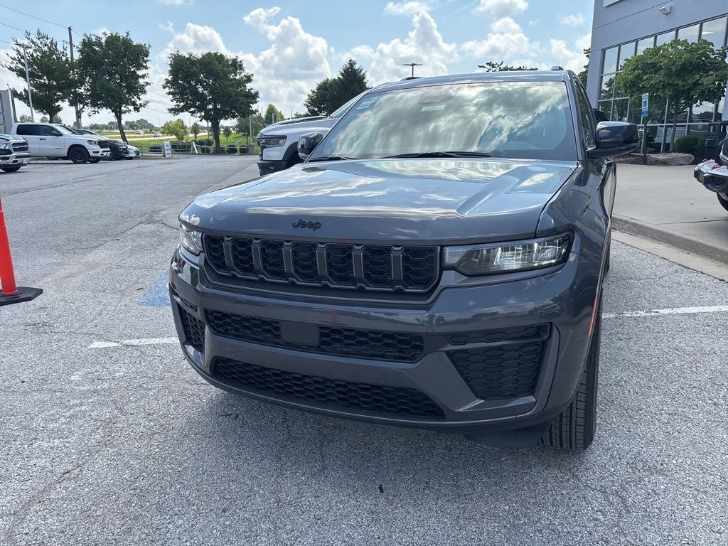 2026 Jeep Grand Cherokee L Laredo
