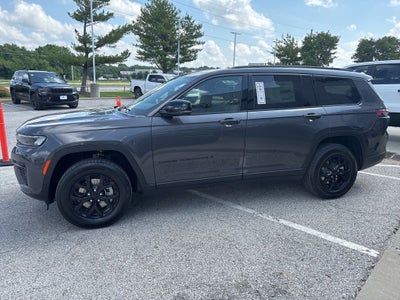 2026 Jeep Grand Cherokee L Laredo