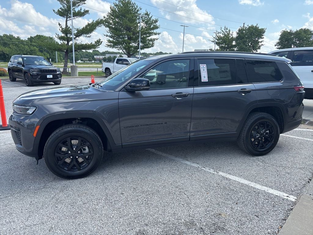 2026 Jeep Grand Cherokee L Laredo