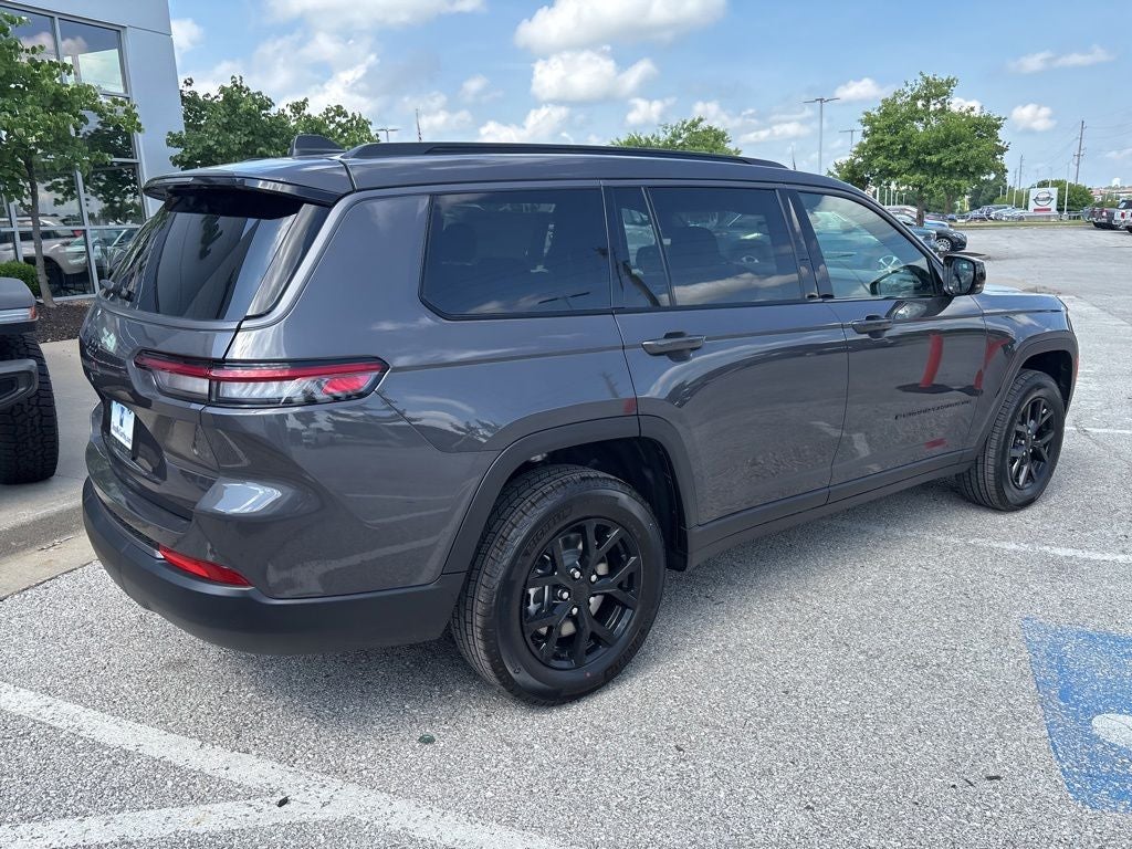 2026 Jeep Grand Cherokee L Laredo